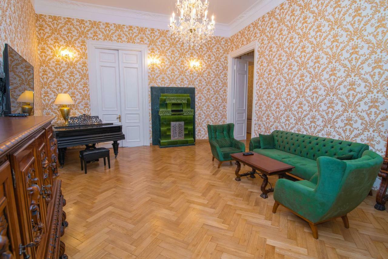 Solo Apartment In City Center Tbilisi Exteriör bild